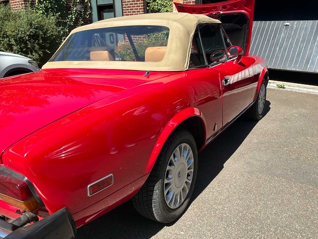 1980 fiat spider 124 cabriolet auto - afbeelding 25 van  42