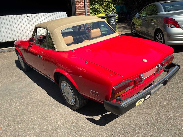 1980 fiat spider 124 cabriolet auto - afbeelding 23 van  42