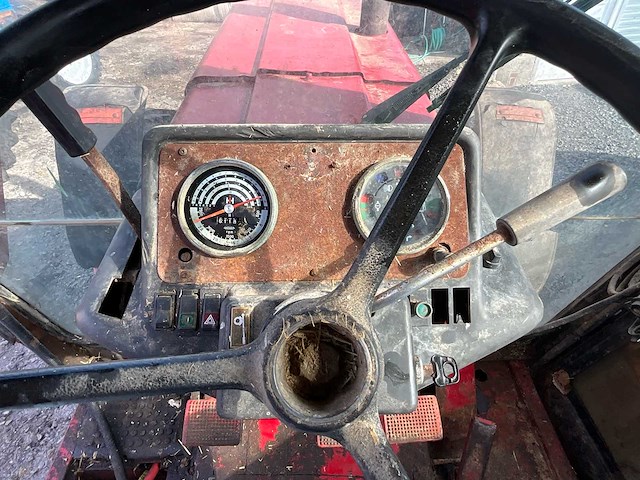 1980 international 1055 4wd landbouwtractor - afbeelding 2 van  35