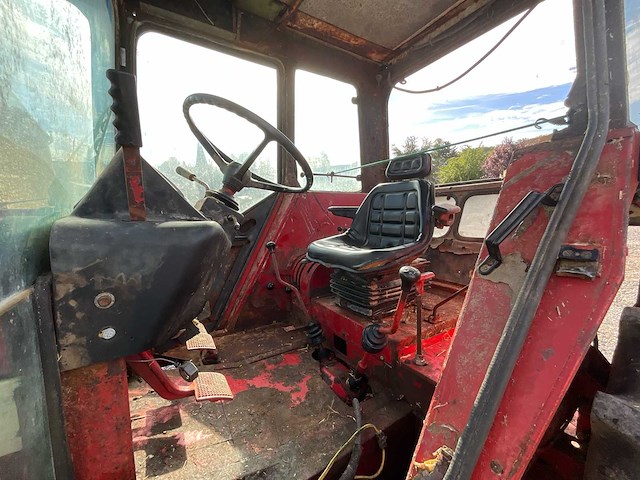 1980 international 1055 4wd landbouwtractor - afbeelding 8 van  35