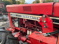 1980 international 845 + voorlader + accessoires - afbeelding 9 van  82