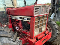 1980 international 845 + voorlader + accessoires - afbeelding 27 van  82
