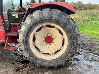 1980 international 845 + voorlader + accessoires - afbeelding 35 van  82