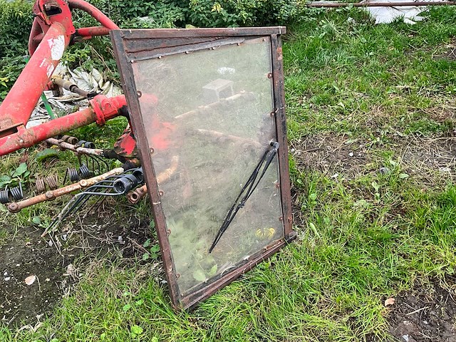 1980 international 845 + voorlader + accessoires - afbeelding 43 van  82