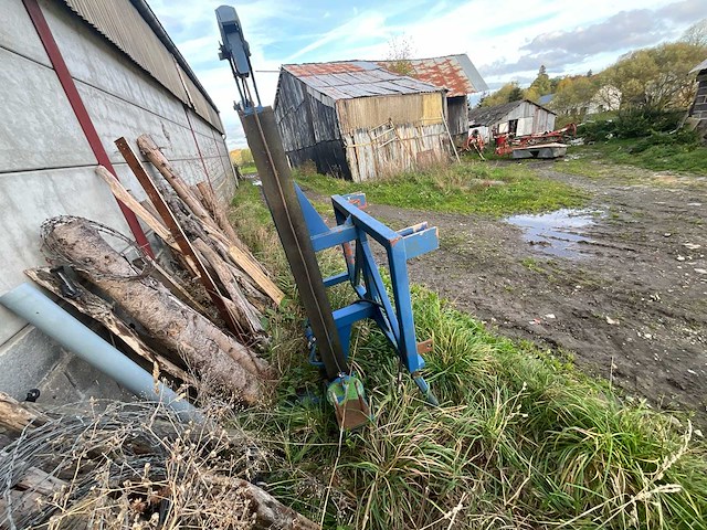 1980 international 845 + voorlader + accessoires - afbeelding 65 van  82