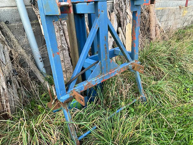 1980 international 845 + voorlader + accessoires - afbeelding 66 van  82