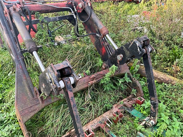 1980 international 845 + voorlader + accessoires - afbeelding 71 van  82