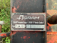 1980 international 845 + voorlader + accessoires - afbeelding 75 van  82