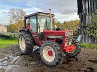 1980 international 845 + voorlader + accessoires - afbeelding 67 van  82