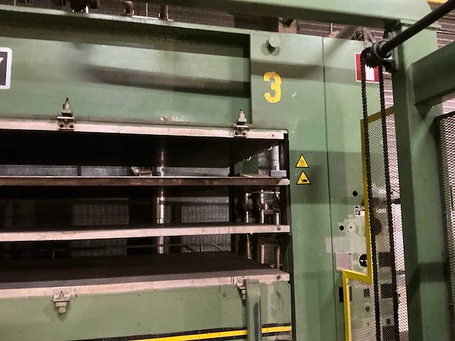 1980 lz lzt 200-s lamineerpersmachine - afbeelding 11 van  34