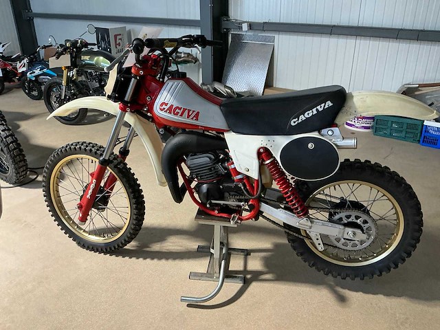 1981 caviga 125cc motorfiets - afbeelding 8 van  12