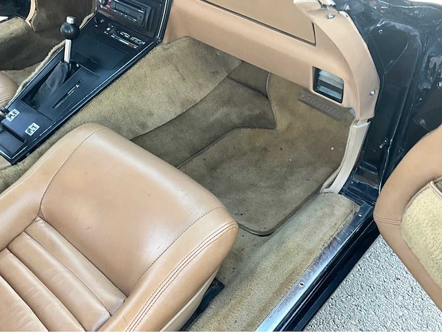 1981 chevrolet c3 - afbeelding 20 van  35