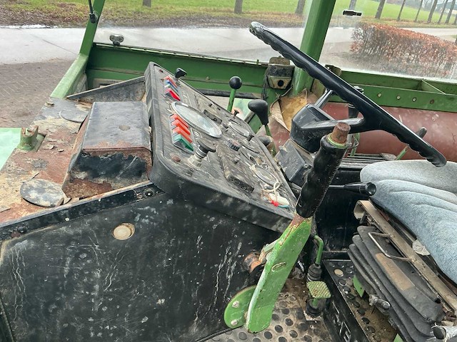 1981 fendt favorit 614 ls vierwielaangedreven landbouwtractor - afbeelding 37 van  51