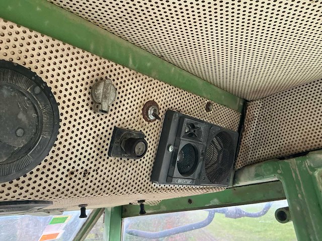 1981 fendt favorit 614 ls vierwielaangedreven landbouwtractor - afbeelding 39 van  51