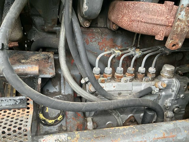 1981 fendt favorit 614 ls vierwielaangedreven landbouwtractor - afbeelding 17 van  45