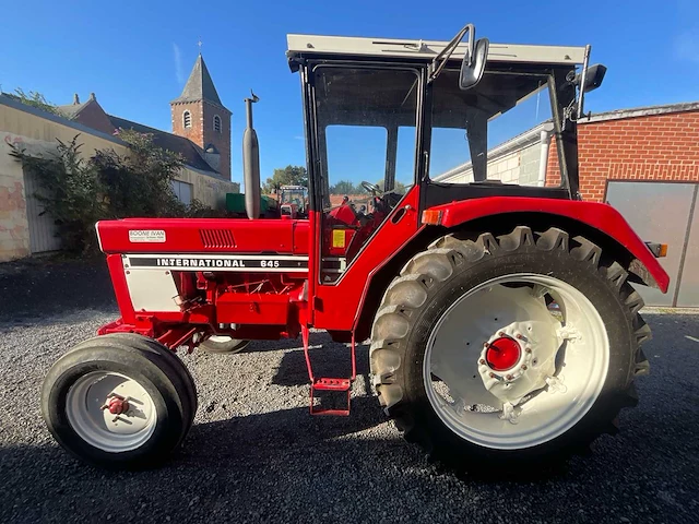 1981 harvester international 645 f 4wd landbouwtractor - afbeelding 12 van  25