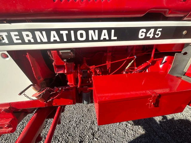 1981 harvester international 645 f 4wd landbouwtractor - afbeelding 10 van  25