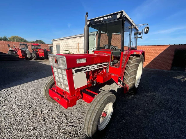 1981 harvester international 645 f 4wd landbouwtractor - afbeelding 1 van  25