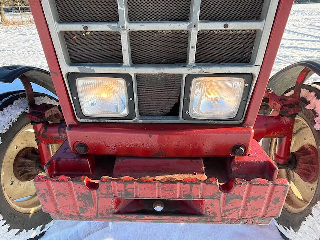 1981 international 845 xl tractor - afbeelding 15 van  23