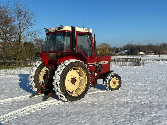 1981 international 845 xl tractor - afbeelding 18 van  23