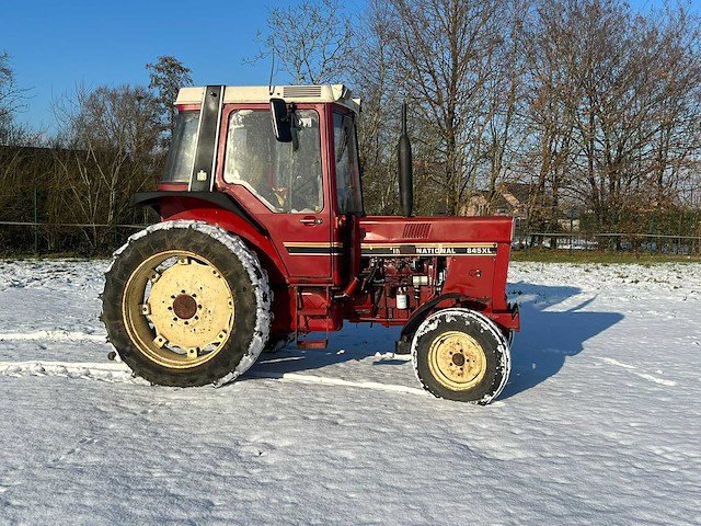 1981 international 845 xl tractor - afbeelding 19 van  23