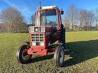 1981 international 845 xl tractor - afbeelding 3 van  5