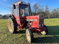 1981 international 845 xl tractor - afbeelding 4 van  5