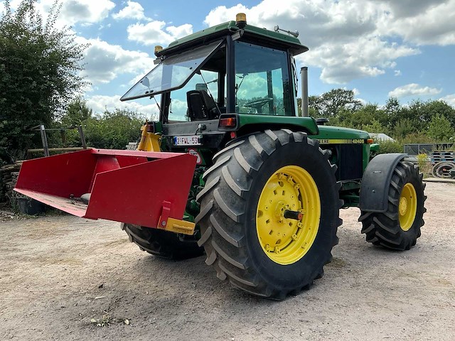 1981 john deere 4240s vierwielaangedreven landbouwtractor - afbeelding 28 van  32