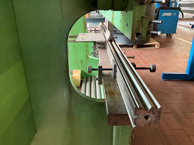 1981 ldv ppc 50/20 hydraulische pers - afbeelding 5 van  13
