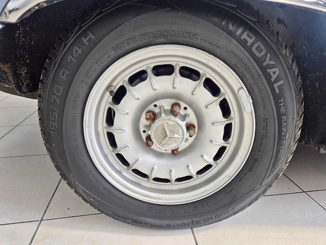 1981 mercedes benz slc 280 oldtimer - 122.000km - afbeelding 20 van  22