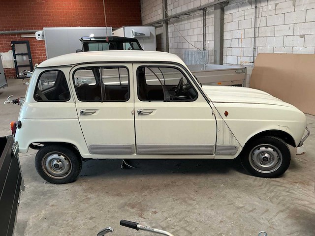 1981 renault 4l gtl oldtimer - afbeelding 14 van  18