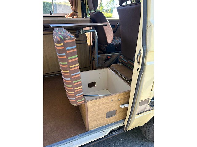 1981 volkswagen t3 westfalia luchtgekoelde camper - afbeelding 18 van  52