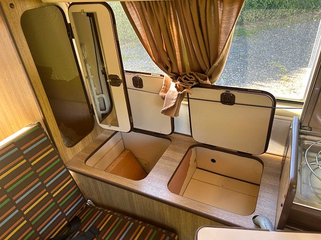 1981 volkswagen t3 westfalia luchtgekoelde camper - afbeelding 16 van  47