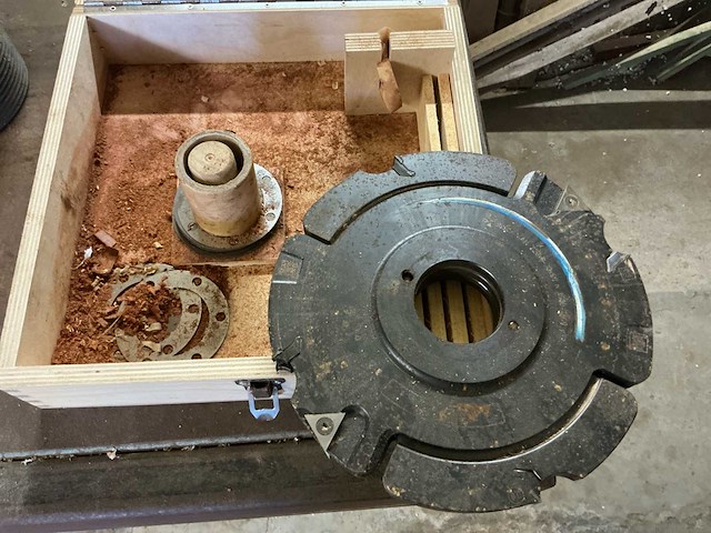 1982 ducuroir ts.110.sac toupiemachine met toebehoren - afbeelding 10 van  21