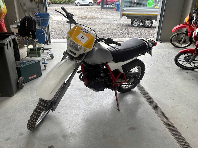 1982 honda pd02 motorfiets - afbeelding 1 van  6