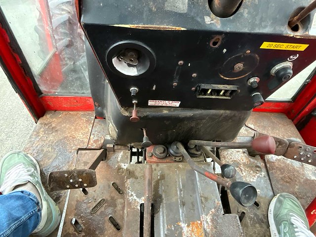 1982 massey ferguson 298 vierwielaangedreven landbouwtractor - afbeelding 9 van  43