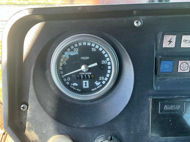 1982 massey ferguson 698 2wd landbouwtractor - afbeelding 3 van  49