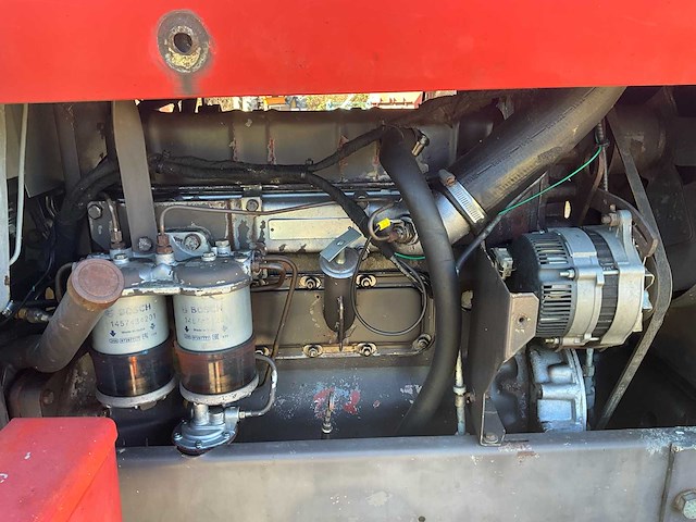 1982 massey ferguson 698 2wd landbouwtractor - afbeelding 17 van  49