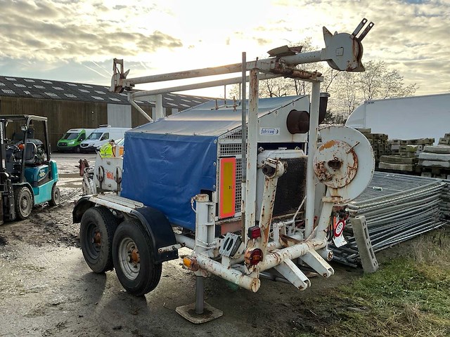 1982 michael zeck spw6 kabellier op aanhangwagen - afbeelding 30 van  31