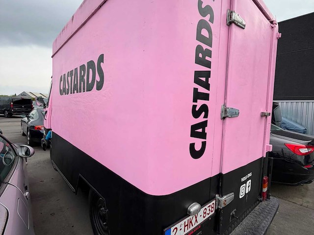 1982 peugeot j9 1.6 vintage foodtruck - afbeelding 18 van  19