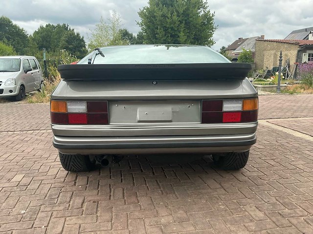 1982 porsche 944 oldtimer - afbeelding 34 van  41