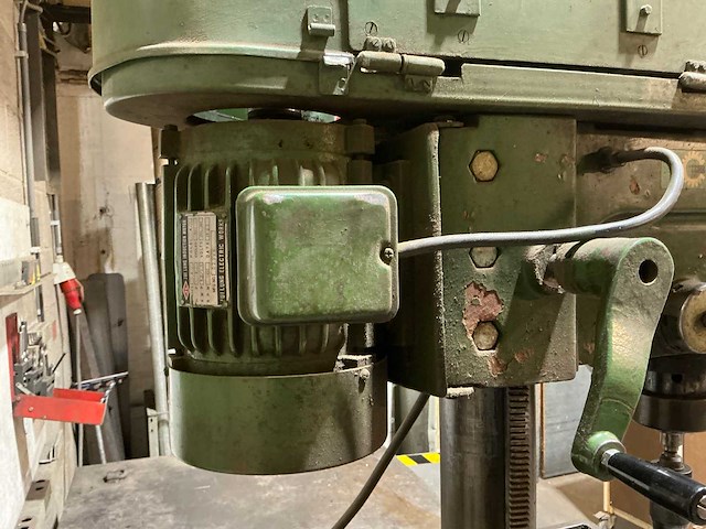 1982 rong fu rf-30 kolomboormachine - afbeelding 5 van  16