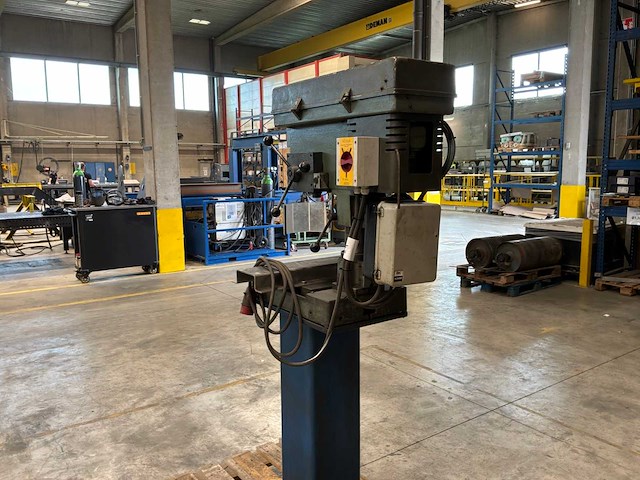 1982 syderic sn18 ua kolomboormachine - afbeelding 4 van  7