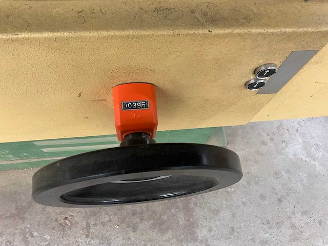 1982 vangroeneweghe breedbandschuurmachine - afbeelding 6 van  10