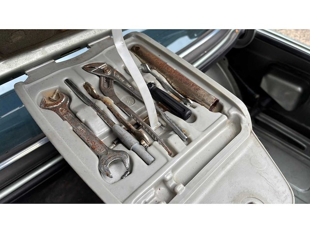 1983 bmw 316 oldtimer - afbeelding 19 van  39