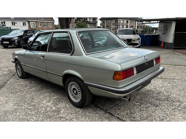 1983 bmw 316 oldtimer - afbeelding 23 van  39