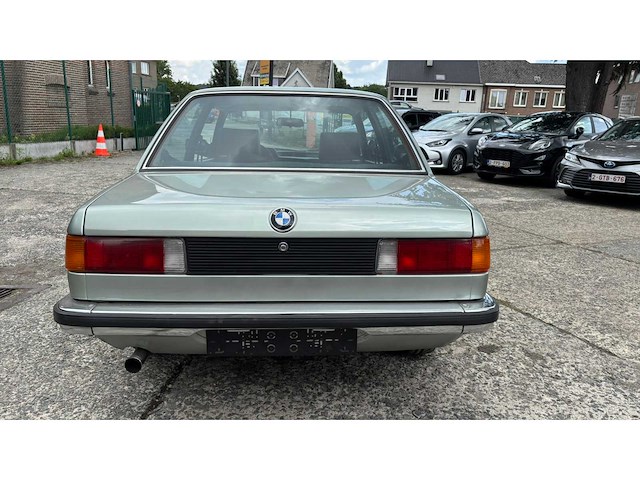 1983 bmw 316 oldtimer - afbeelding 34 van  39
