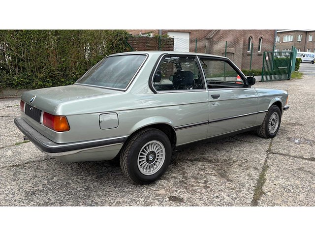1983 bmw 316 oldtimer - afbeelding 35 van  39