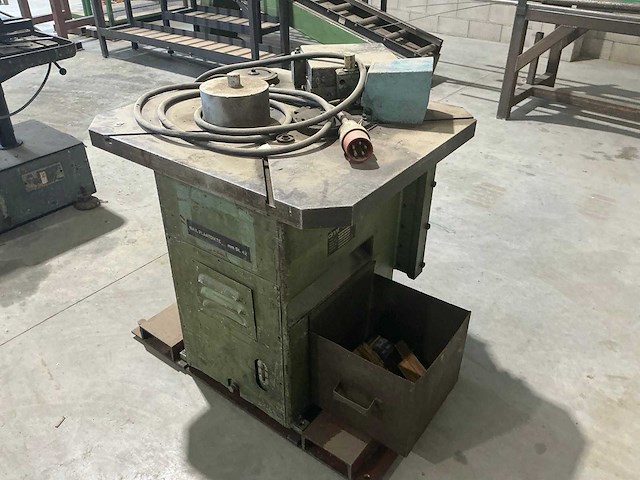 1983 dmf 50250 pons- en knipmachine, uithoeker - afbeelding 3 van  10