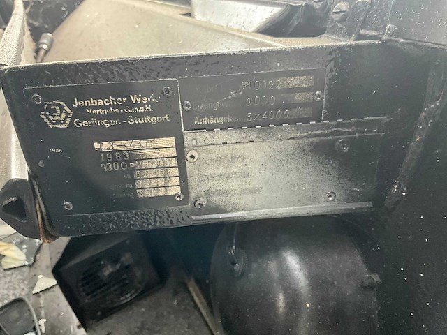 1983 jambacher t3-44g industriële trekker (74002-12) - afbeelding 2 van  10